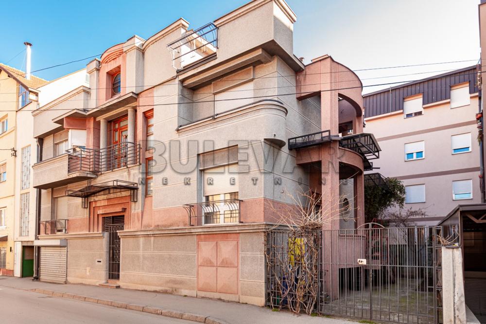 Slika 1 - Jug Bogdanova,  Kuća na prodaju, 450m2, 500.000€